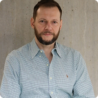 Дмитрий Петров